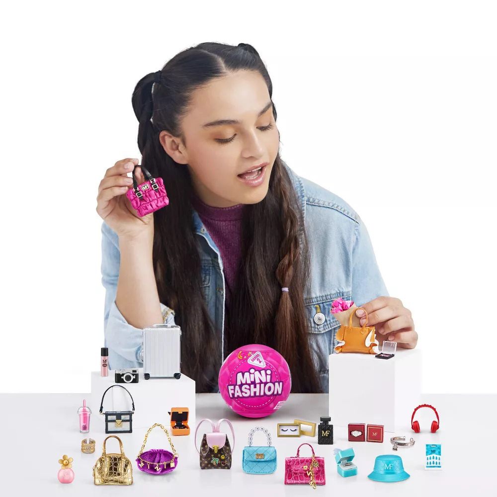 Топче с фигурка и аксесоари изненада, Mini Brands Fashion, S2