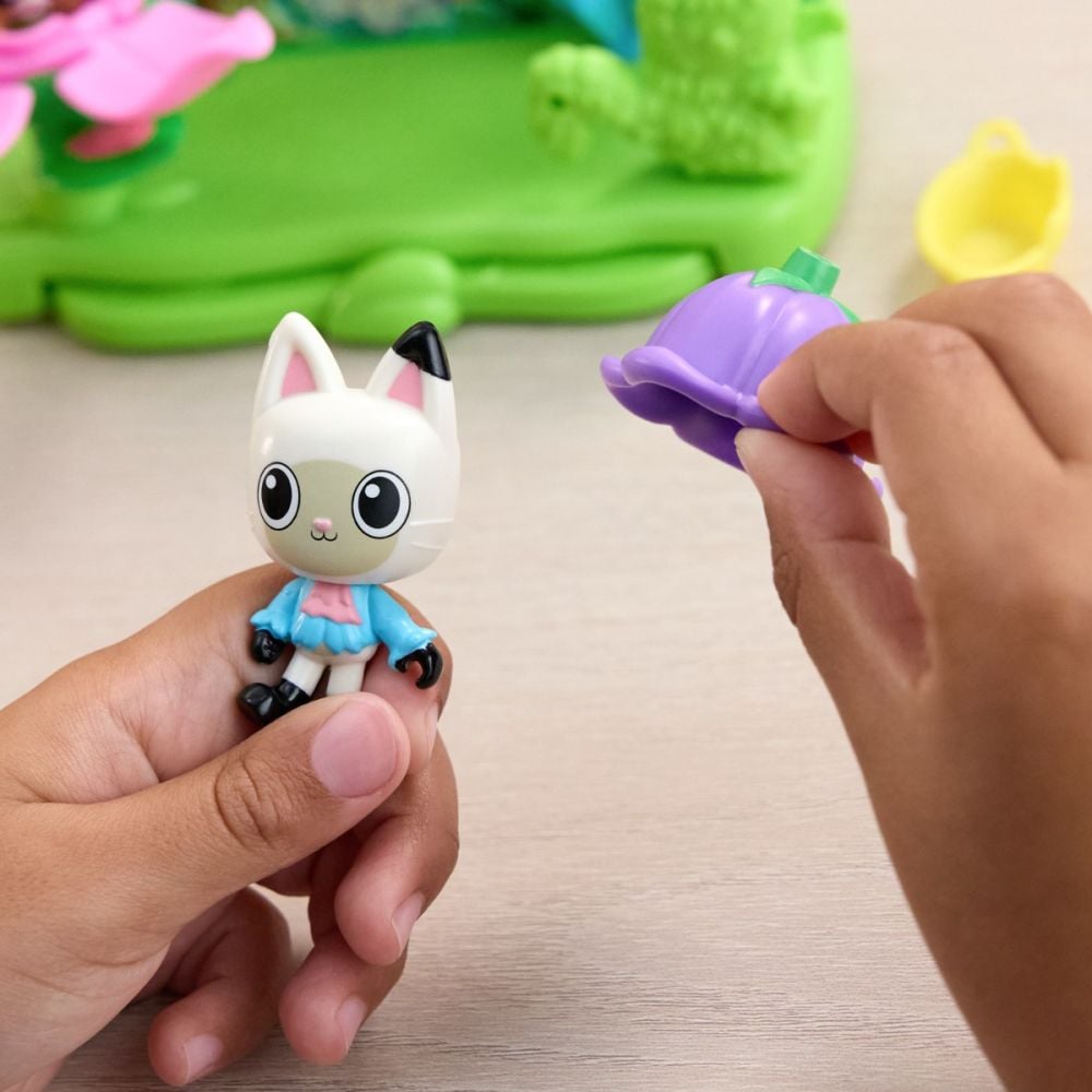 Комплект за игра с фигурки, Gabbys Dollhouse, Garden Story, 12 части, 6074117