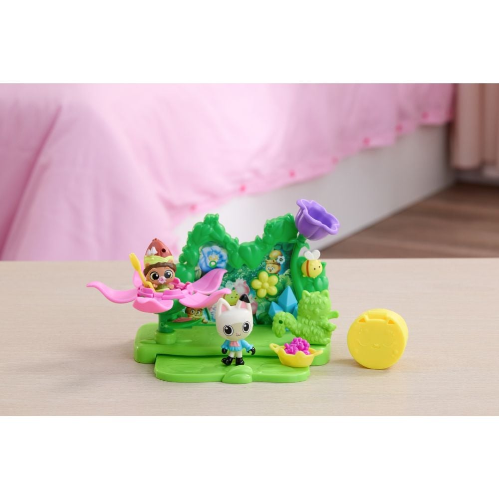 Комплект за игра с фигурки, Gabbys Dollhouse, Garden Story, 12 части, 6074117
