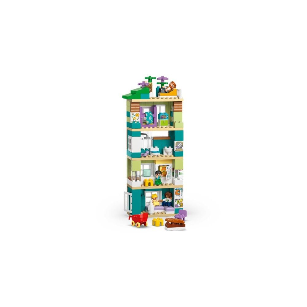LEGO® DUPLO - Модерна семейна къща „3 в 1“ с фигури (10470)