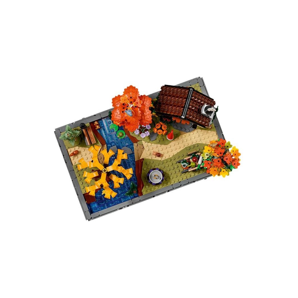 LEGO® Icons - Есенна градина с къщурка (11372)