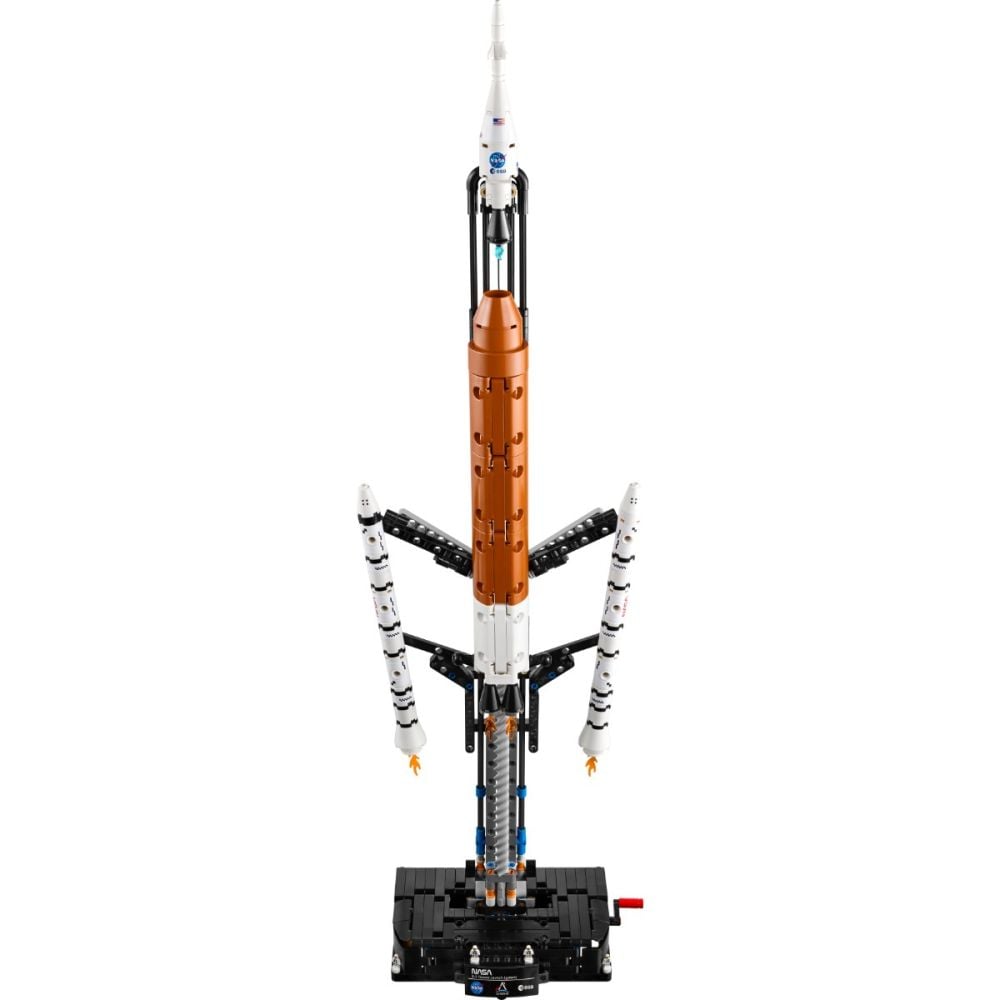 LEGO® Technic - NASA Artemis: Система за изстрелване на ракета (42221)