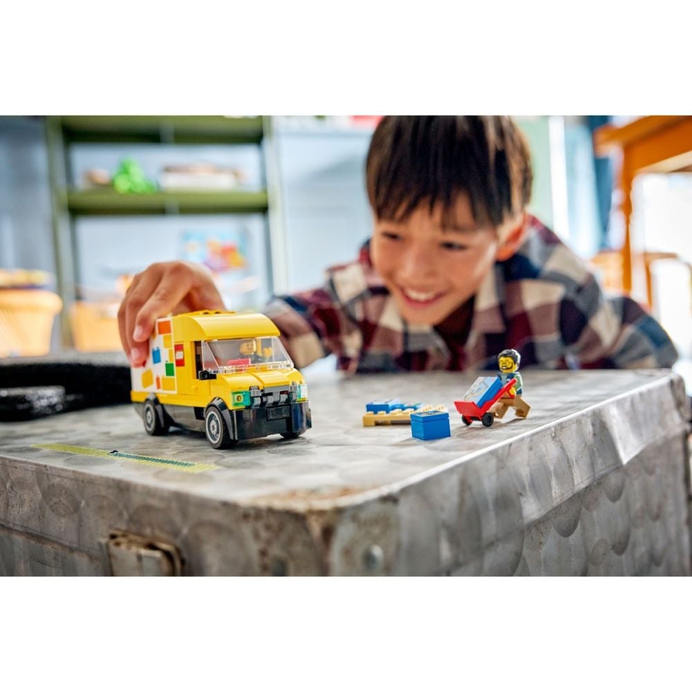 LEGO® City - Бусът на LEGO® (60500)