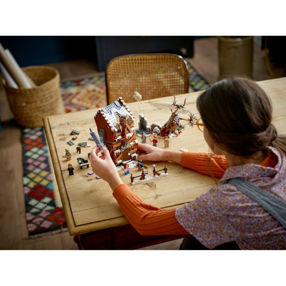 LEGO® Harry Potter - Къщата на крясъците и плашещата върба (76407)