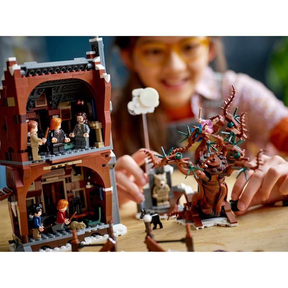 LEGO® Harry Potter - Къщата на крясъците и плашещата върба (76407)