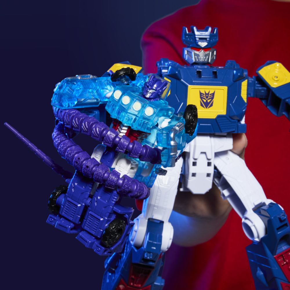 Фигурка Transformers, Cyberworld, Changes to Submarine, Soundwave, G1964