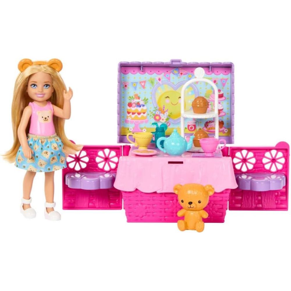Комплект за игра с кукла Barbie, Family&Friends, Club Chelsea, Tea Party Picnic, JJB40