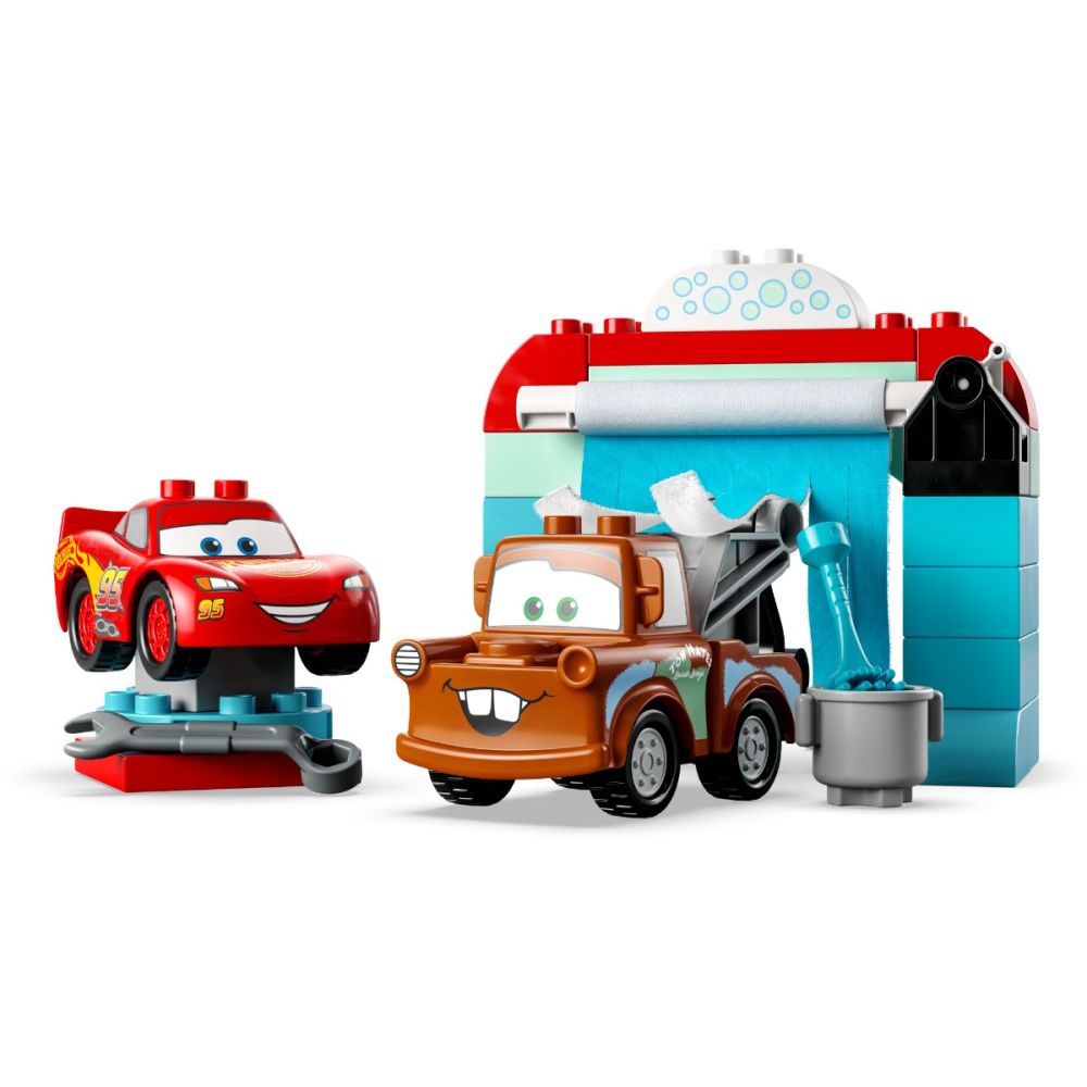 LEGO® DUPLO® - Забавления на автомивката със Светкавицата Маккуин и Матю (10996)