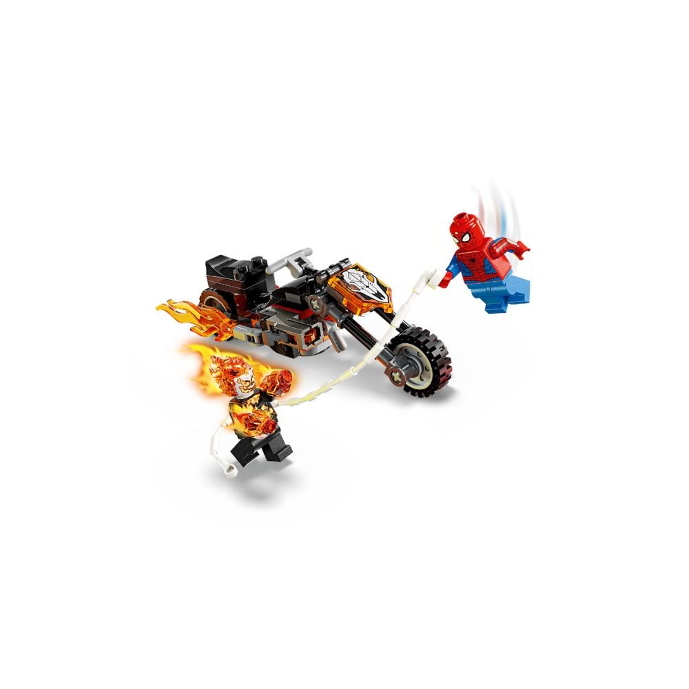 LEGO® Super Heroes - Спайдърмен срещу Призрачен ездач с мотоциклет (76335)