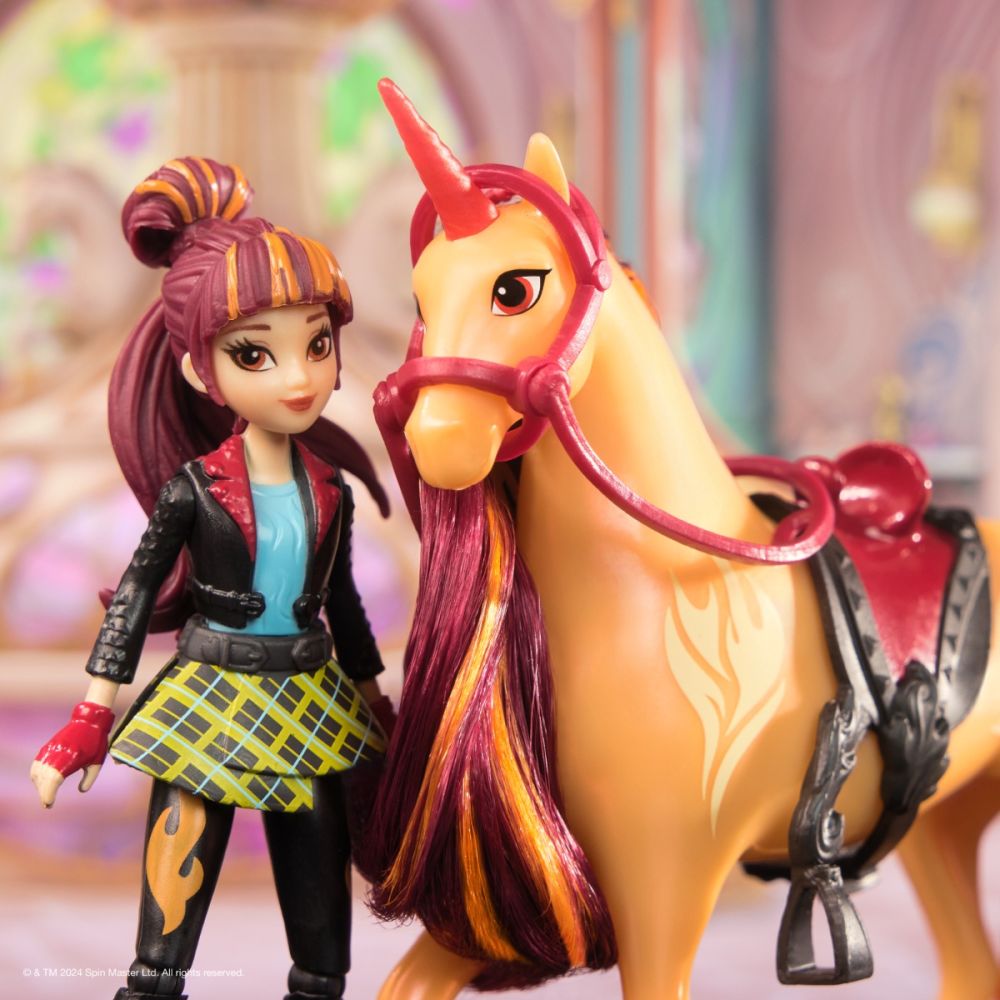Комплект еднорог Cinder и кукла Valentina, Unicorn Academy, 20149008