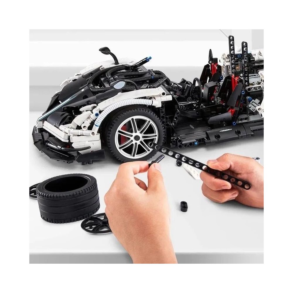 Комплект за сглобяване на количка с дистанционно, Rastar, Pagani Huayra, Бяла, 1:8, 2899 части