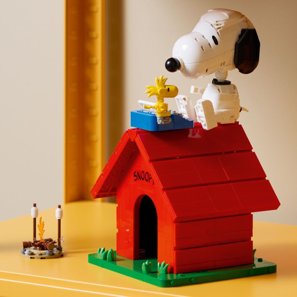 LEGO® Ideas - Фъстъчета: Колибката на Снупи (21368)
