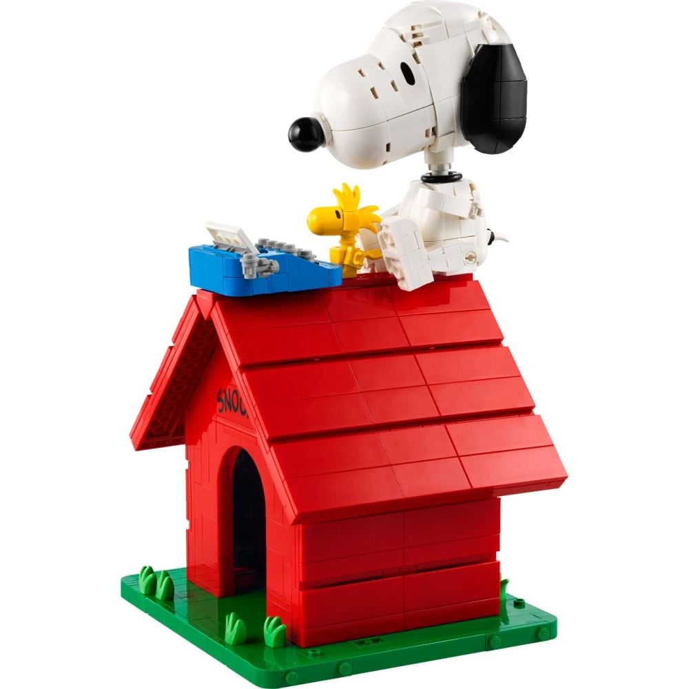 LEGO® Ideas - Фъстъчета: Колибката на Снупи (21368)