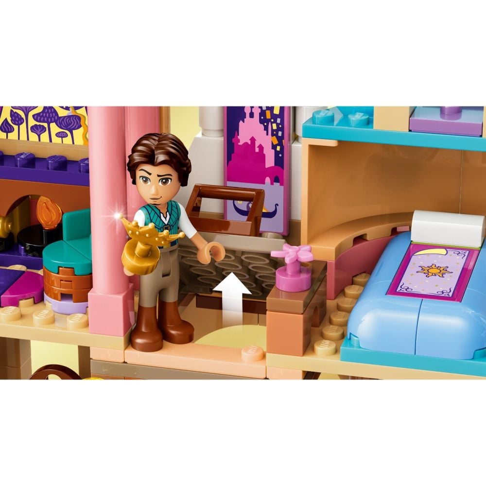 LEGO® Disney Princess - Замъкът на Рапунцел (43297)