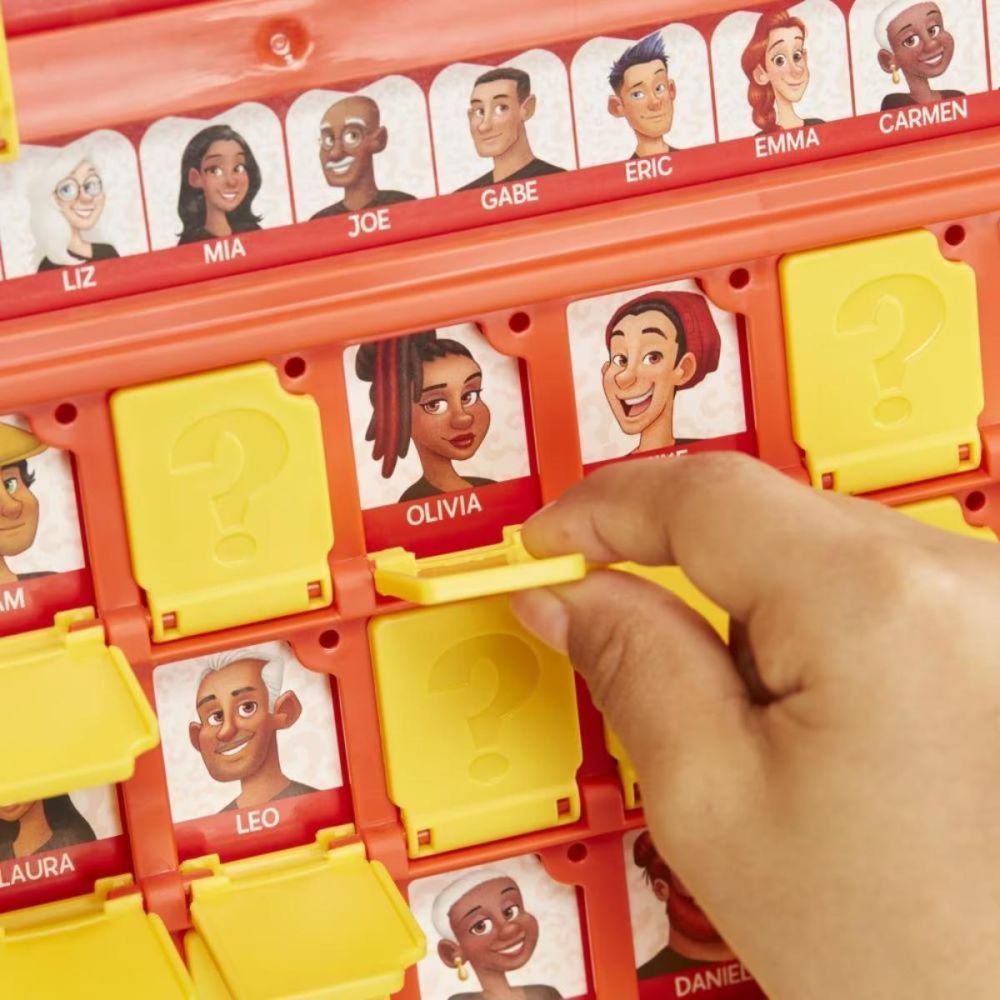 Настолна игра, Hasbro Games, Guess Who, Английски Език, F6105