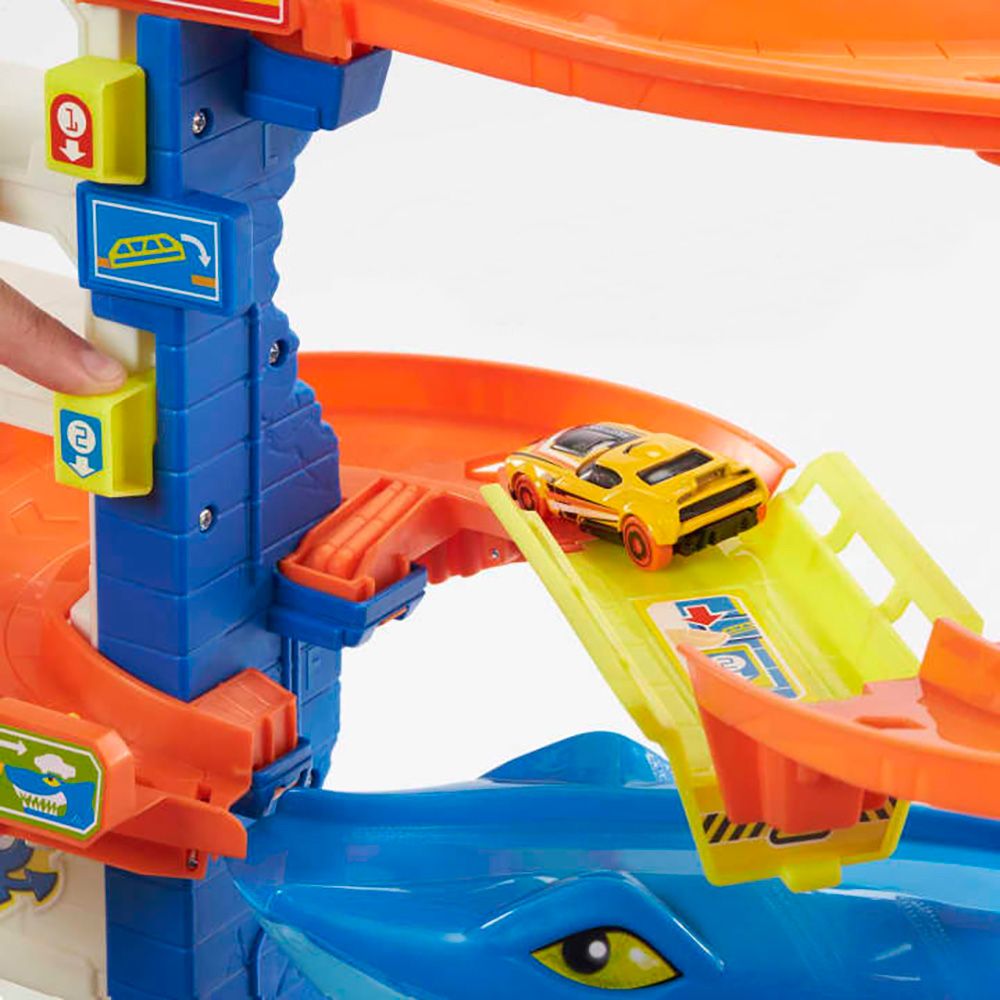 Комплект писти с кула, Hot Wheels, Shark Escape, HDP06