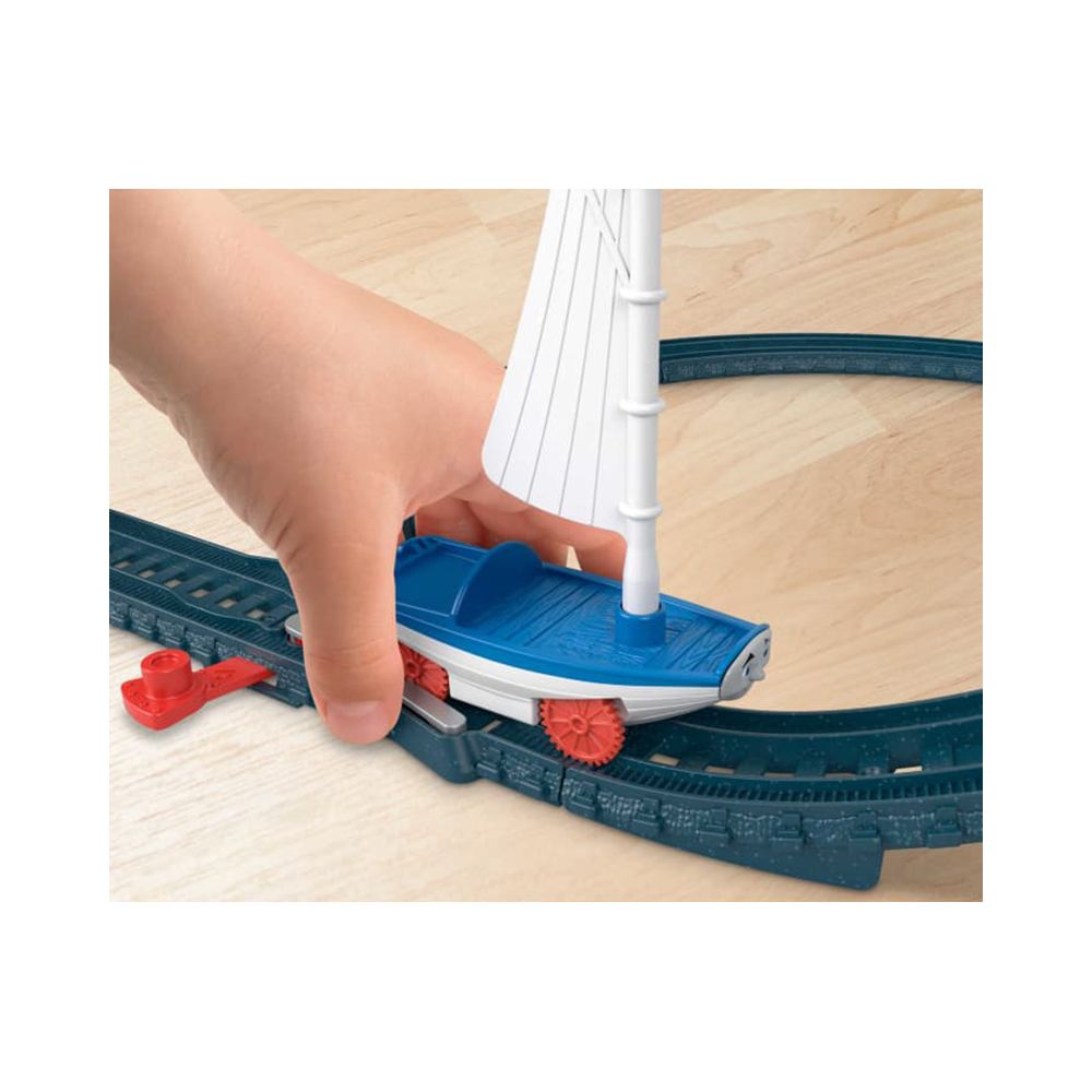 Комплект за игра, Самоходен локомотив с мост, Thomas and Friends, Thomas и Skiff, HGX65