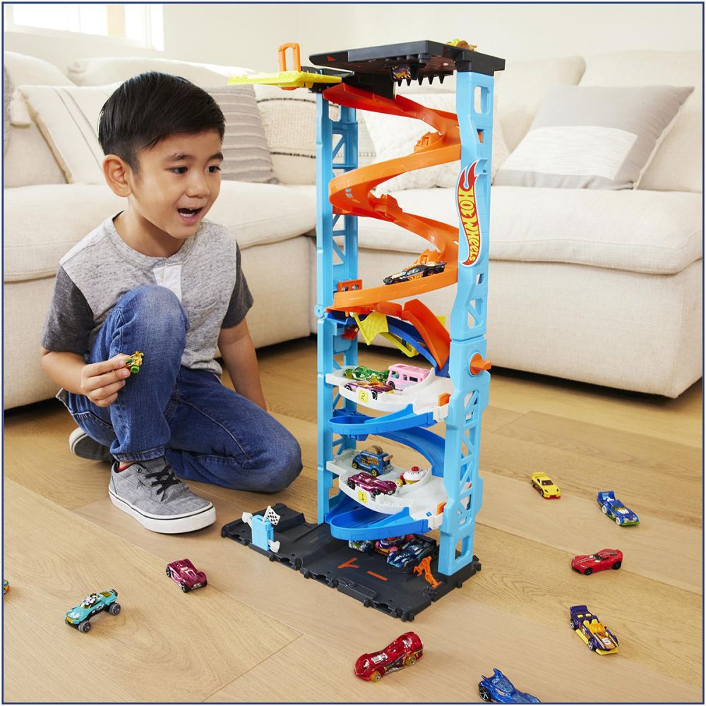 Комплект за игра 2 в 1, Състезателна кула с включена количка, Hot Wheels