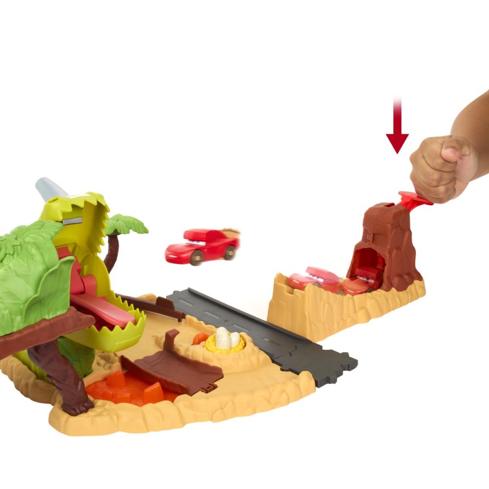 Комплект за игра с количка, Cars, Земята на Дино, HMD74