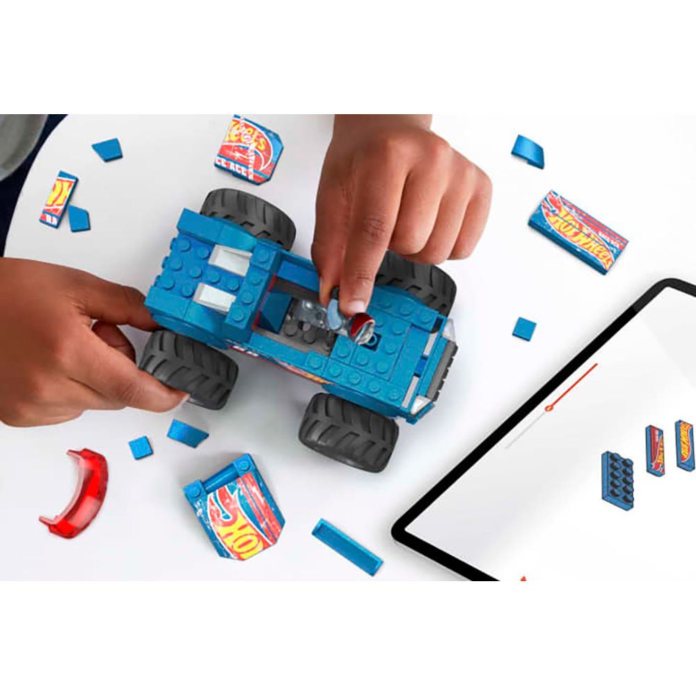 Строителен комплект с високопроходим автомобил, Hot Wheels, Monster Truck, Smash и Crash Race Ace, 85 части, HMM49