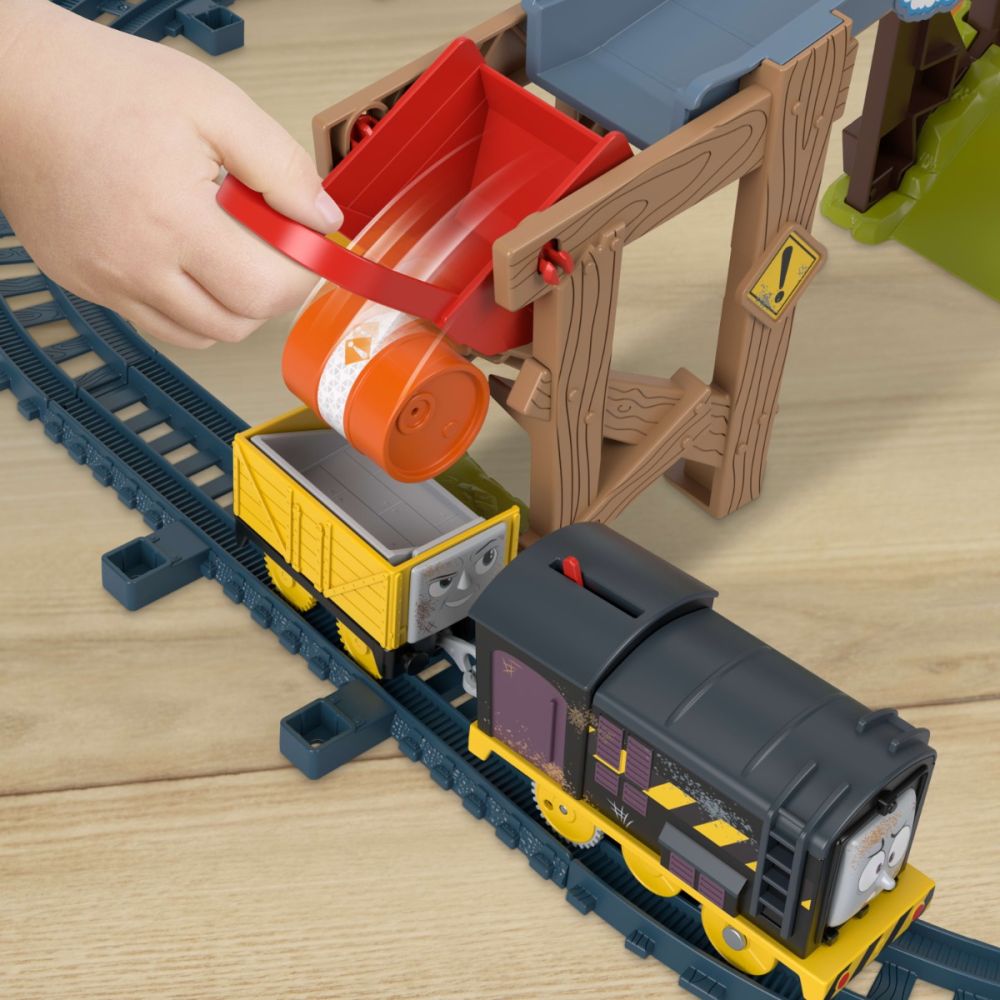 Комплект за игра с влакче, Thomas and Friends, Diesel Lift and Load, JBW20