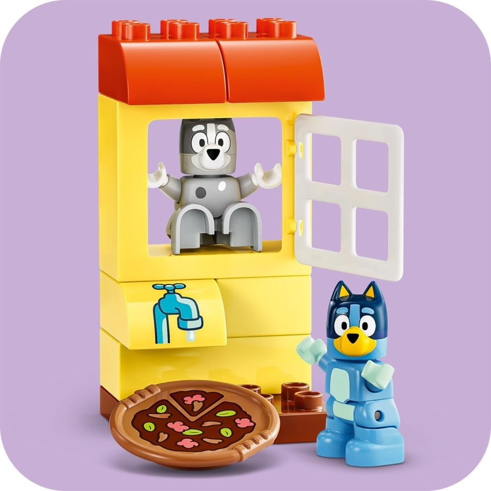 LEGO® DUPLO - Момичетата с пицата, Мъфин и Блуи (10469)
