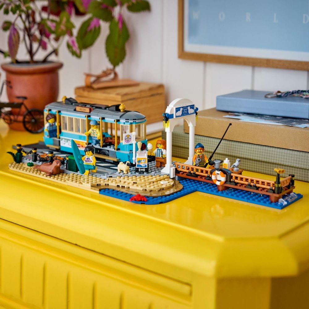 LEGO® City - Класически плажен трамвай (60506)