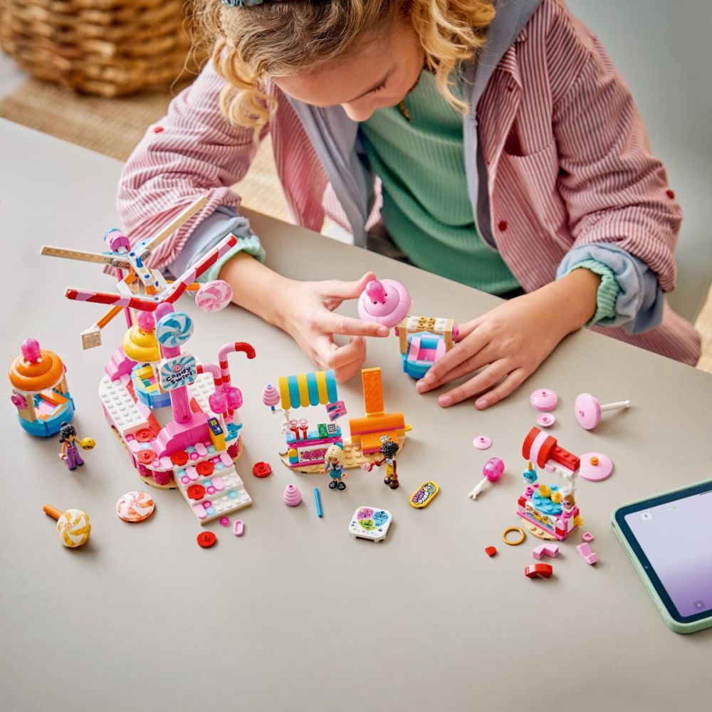 LEGO® Friends - Виенско колело от бонбони и сладкиши (42700)